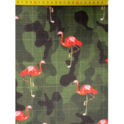 camouflage met flamingo's...
